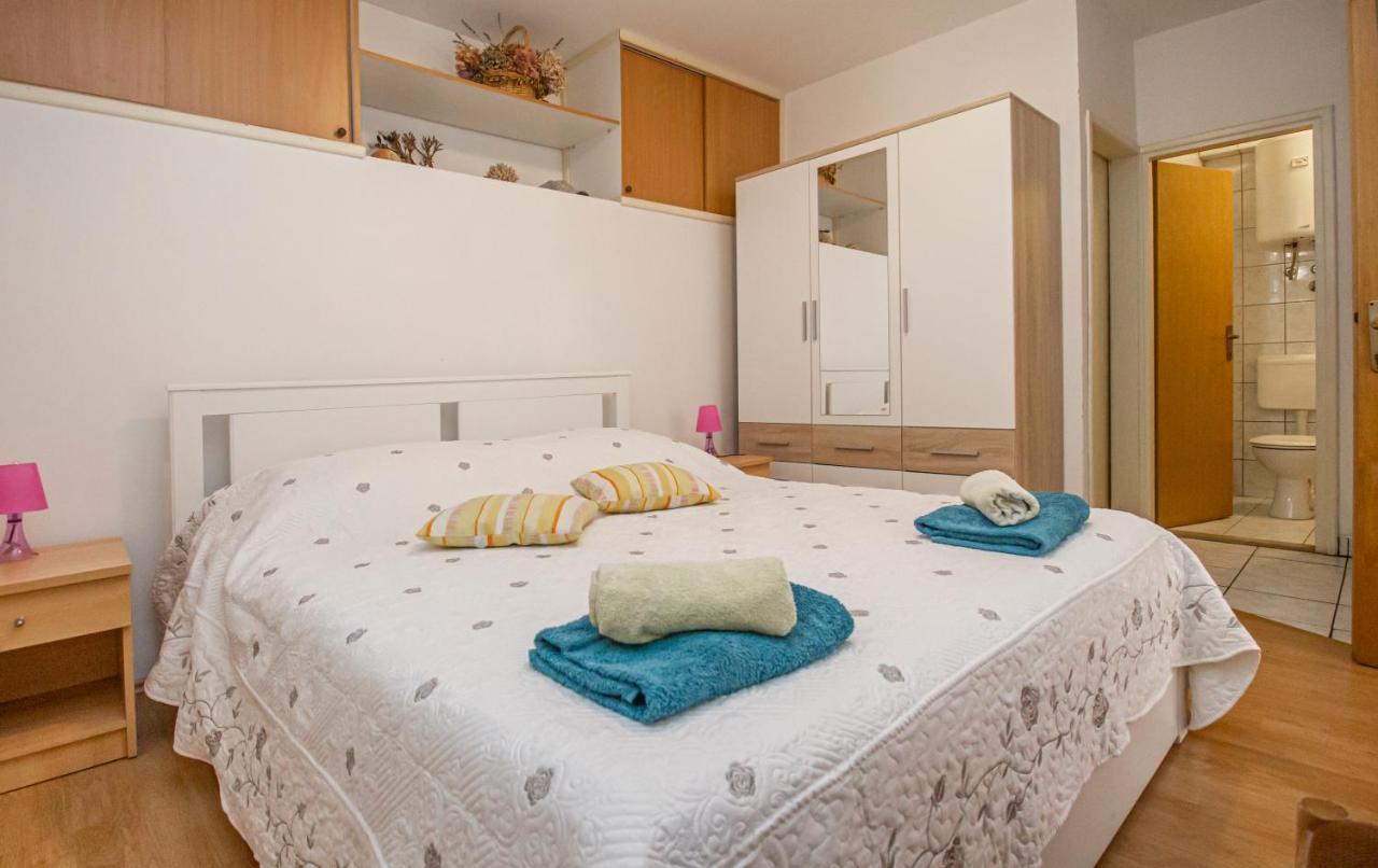 Apartments Branka Makarska Exteriör bild