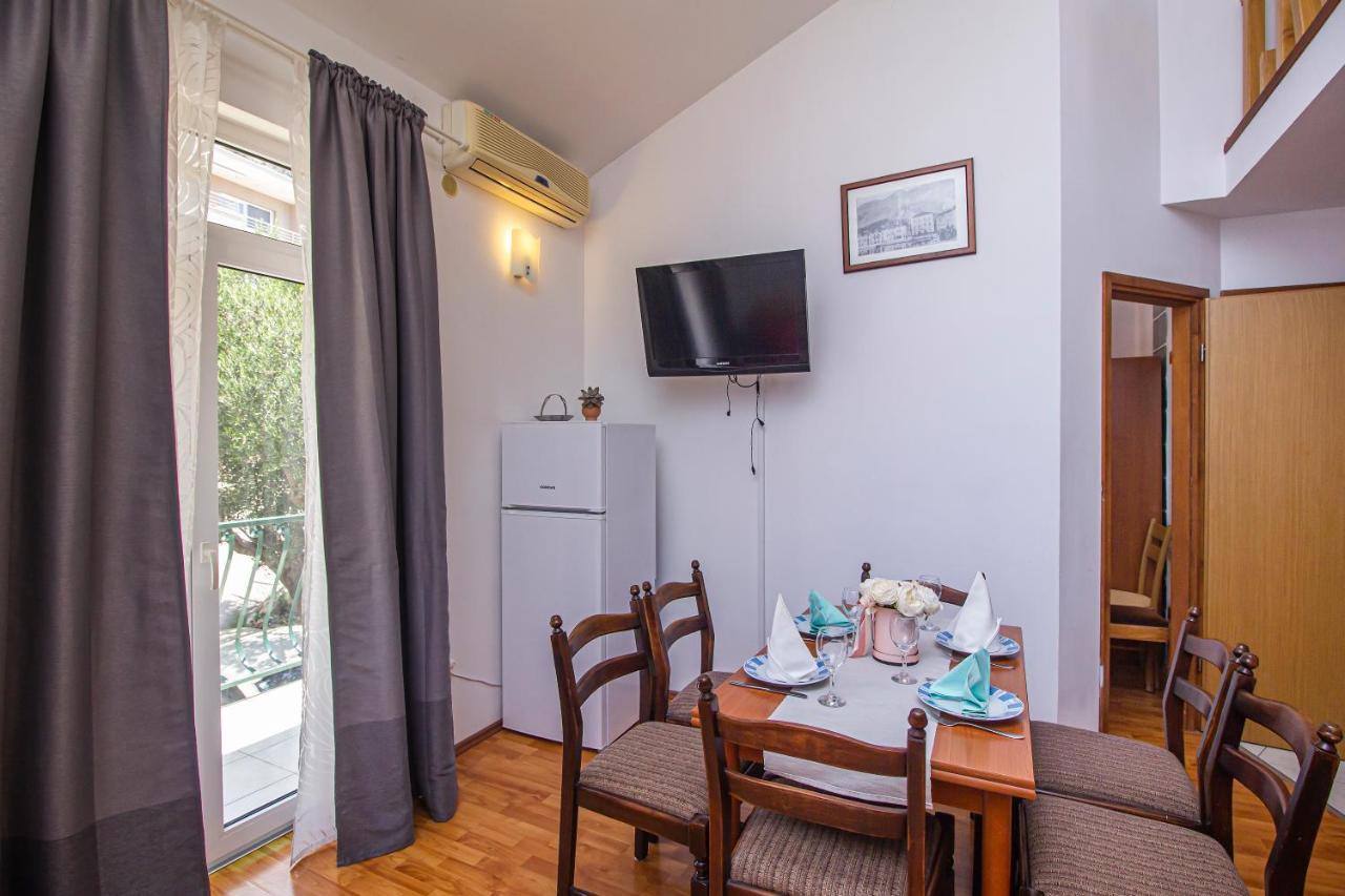 Apartments Branka Makarska Exteriör bild